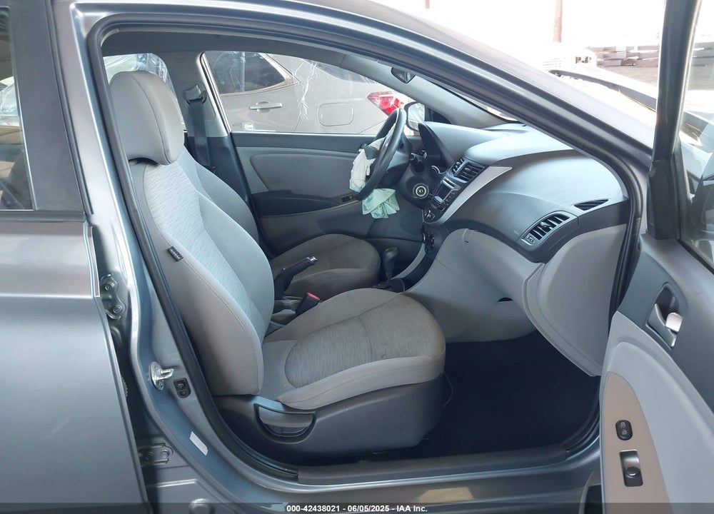 2017 HYUNDAI ACCENT VIN: KMHCT4AE5HU360919