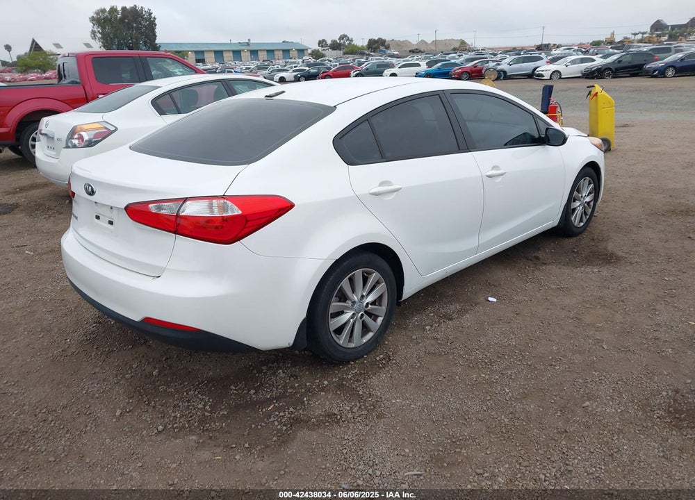 2015 KIA FORTE LX VIN: KNAFX4A65F5278143