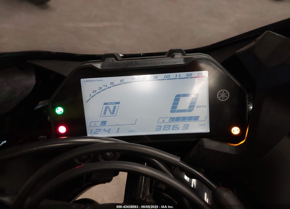 2023 YAMAHA YZFR3 A VIN: MH3RH18Y4PK010952