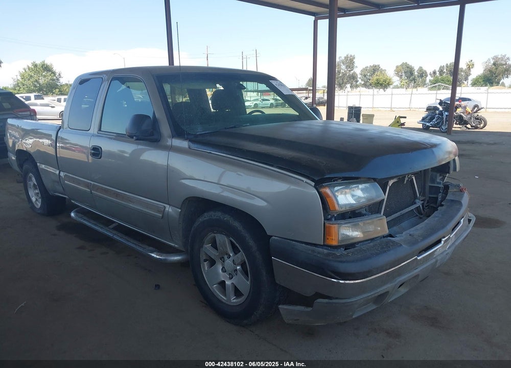 2003 CHEVROLET SILVERADO 1500 LS VIN: 2GCEC19TX31302890
