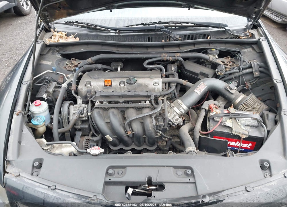 2010 HONDA ACCORD VIN: 1HGCS1B39AA014237