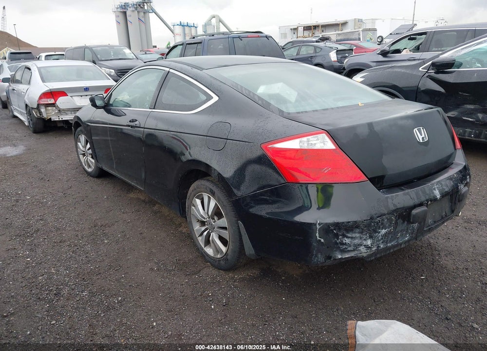 2010 HONDA ACCORD VIN: 1HGCS1B39AA014237