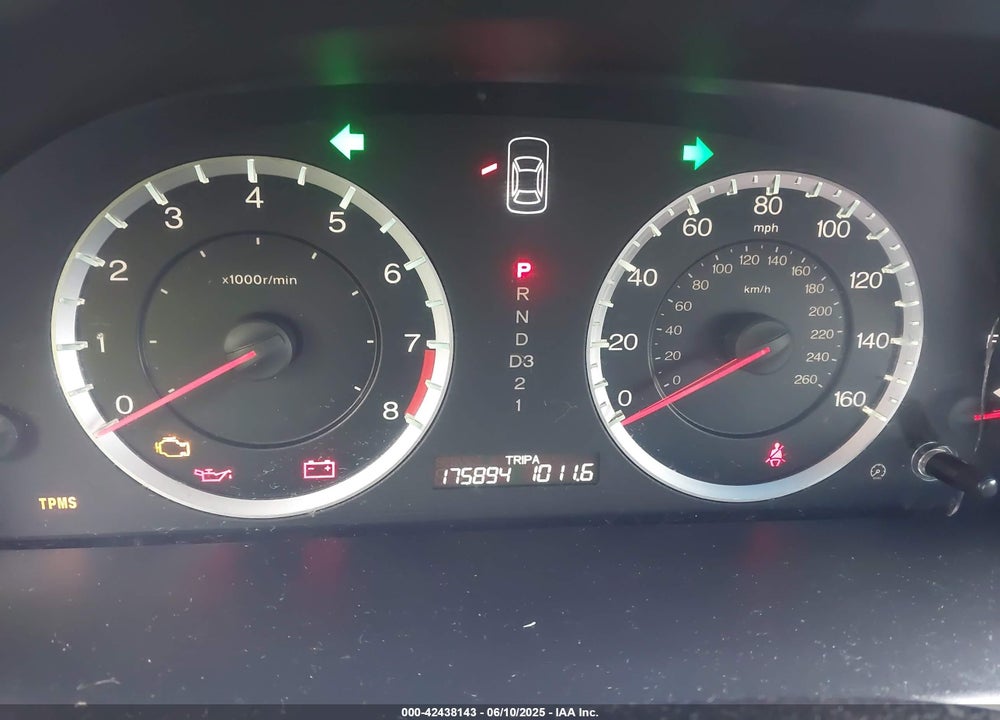 2010 HONDA ACCORD VIN: 1HGCS1B39AA014237