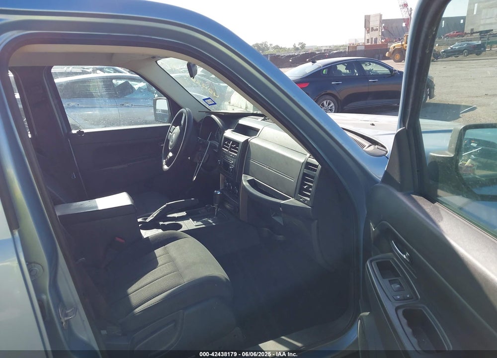 2012 JEEP LIBERTY VIN: 1C4PJMAK9CW199635