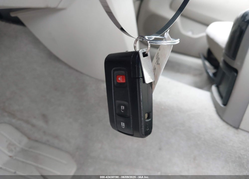 2008 TOYOTA PRIUS VIN: JTDKB20U987802809