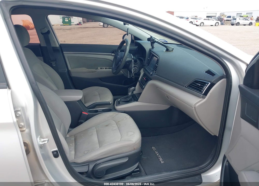 2018 HYUNDAI ELANTRA SEL VIN: 5NPD84LF7JH224226