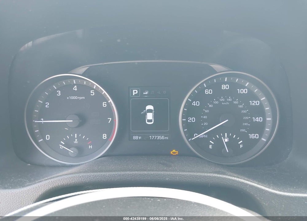 2018 HYUNDAI ELANTRA SEL VIN: 5NPD84LF7JH224226