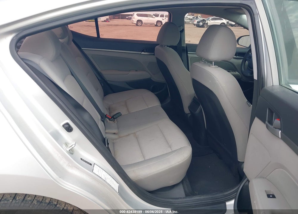2018 HYUNDAI ELANTRA SEL VIN: 5NPD84LF7JH224226