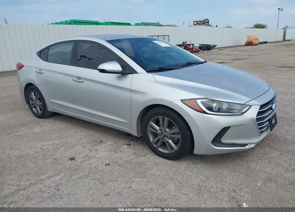 2018 HYUNDAI ELANTRA SEL VIN: 5NPD84LF7JH224226