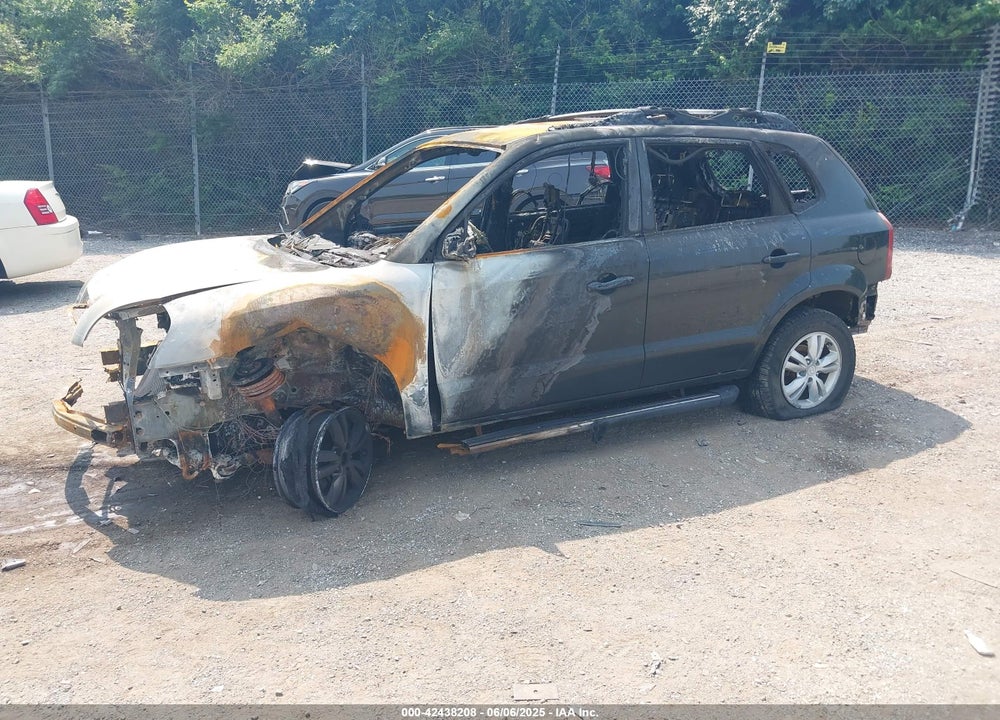 2009 HYUNDAI TUCSON VIN: KM8JM12B79U042776