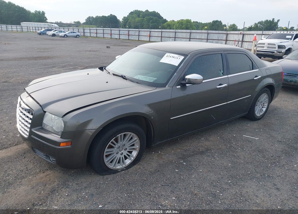 2010 CHRYSLER 300 VIN: 2C3CA5CV7AH185549