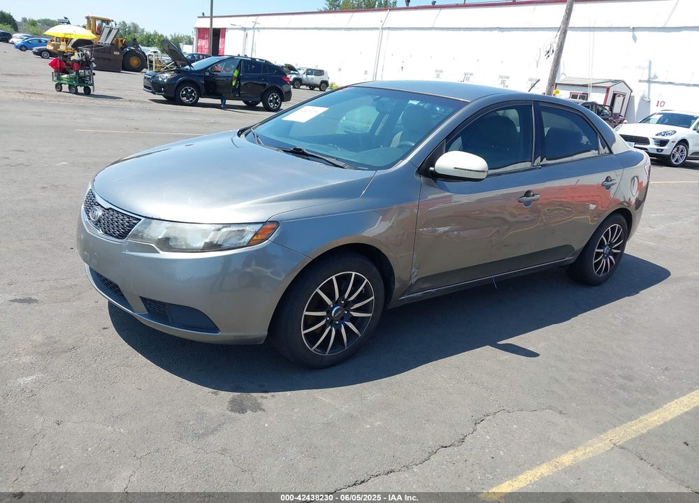 2011 KIA FORTE VIN: KNAFU4A24B5382350
