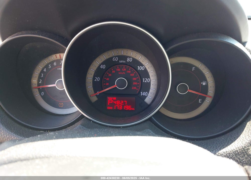 2011 KIA FORTE VIN: KNAFU4A24B5382350
