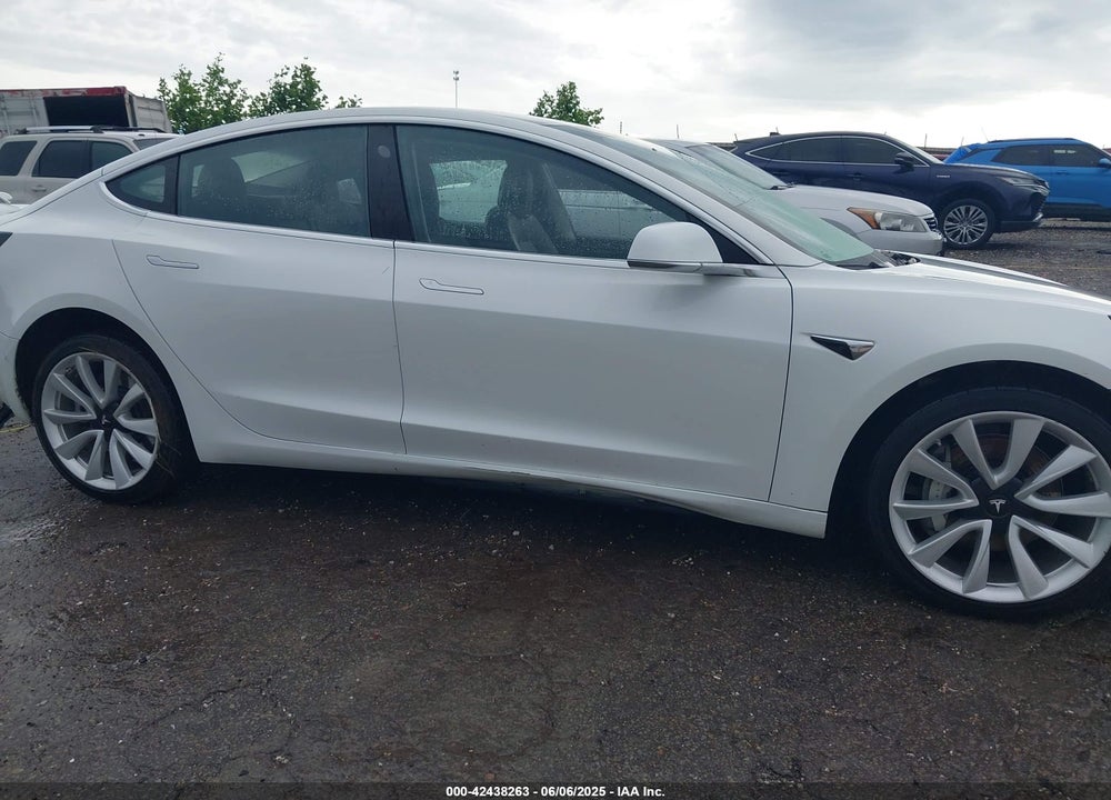 2018 TESLA MODEL 3 VIN: 5YJ3E1EA2JF006519