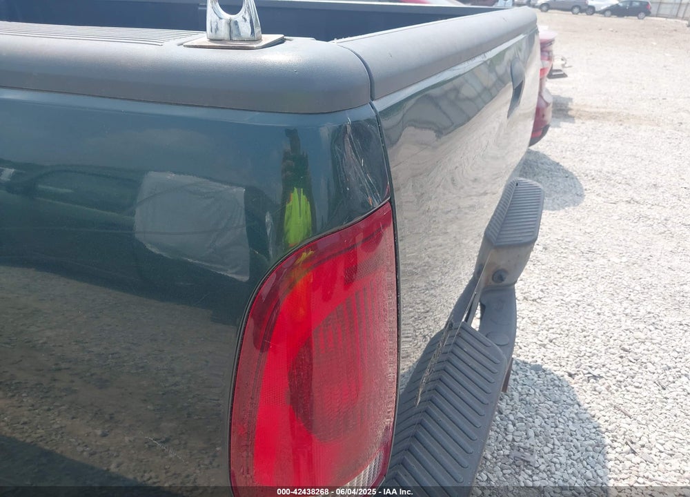 2002 FORD F-150 XL/XLT VIN: 1FTRF17202NA01318