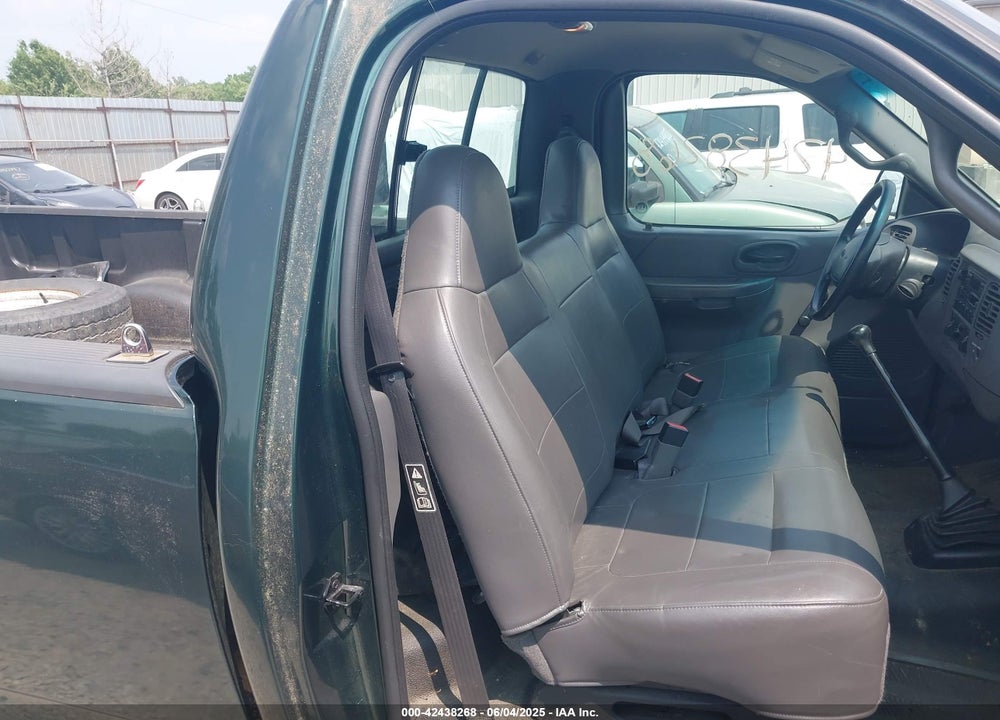 2002 FORD F-150 XL/XLT VIN: 1FTRF17202NA01318