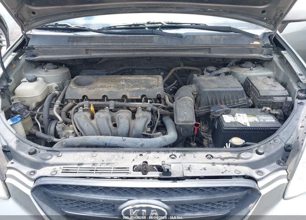 2009 KIA RONDO VIN: KNAFG528X97237103