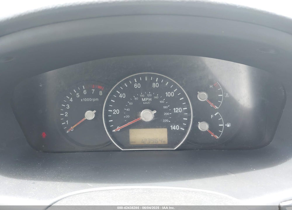 2009 KIA RONDO VIN: KNAFG528X97237103