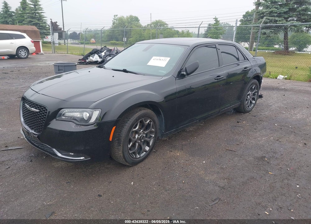 2015 CHRYSLER 300 VIN: 2C3CCAGG6FH892339