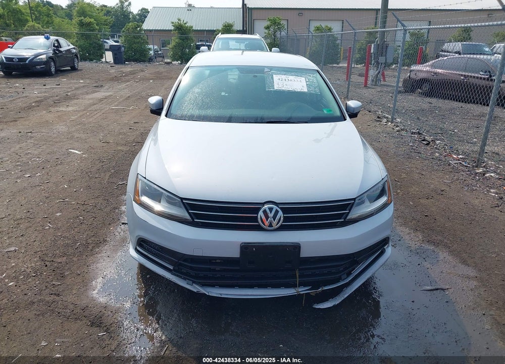 2017 VOLKSWAGEN JETTA VIN: 3VW2B7AJ3HM376653