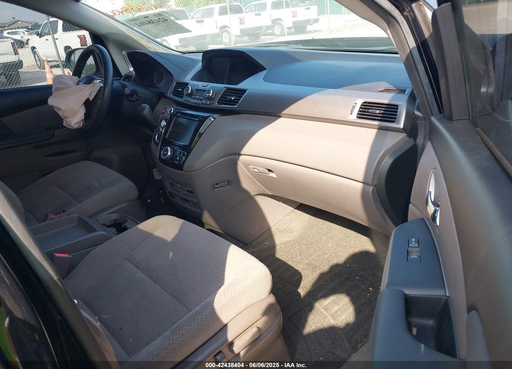 2016 HONDA ODYSSEY SE VIN: 5FNRL5H34GB148061