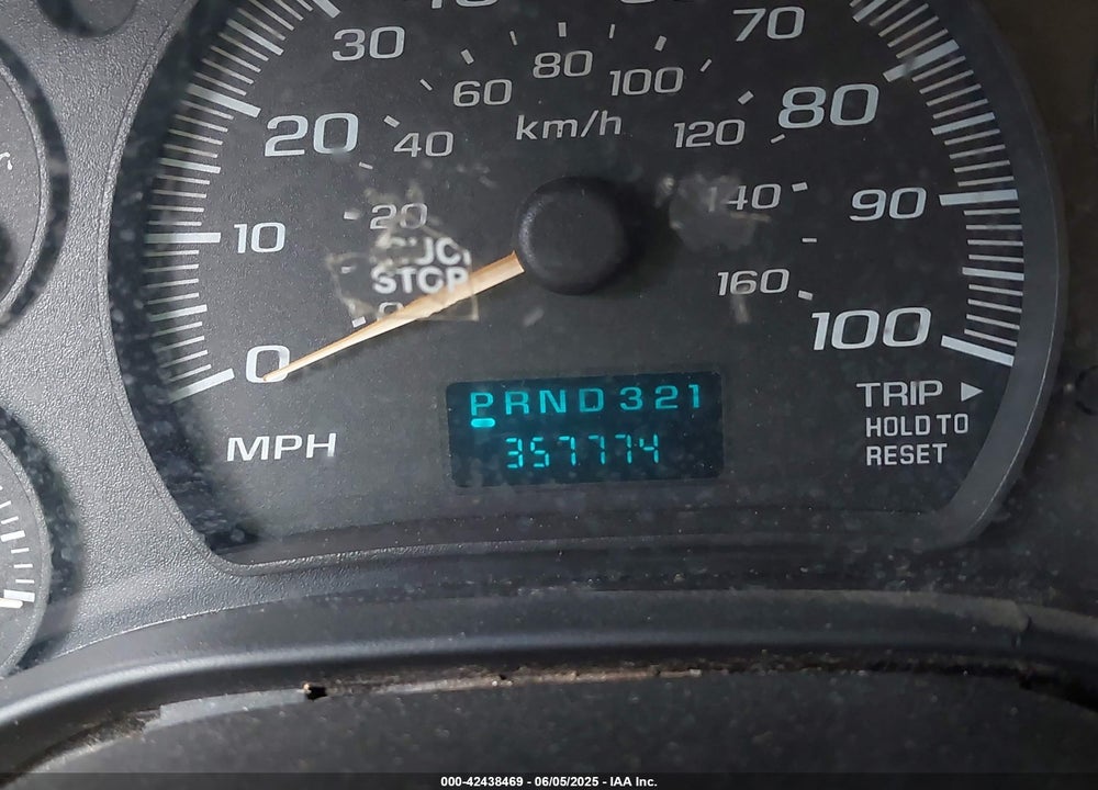 2005 GMC SAVANA CUTAWAY STANDARD VIN: 1GDHG31U951909952