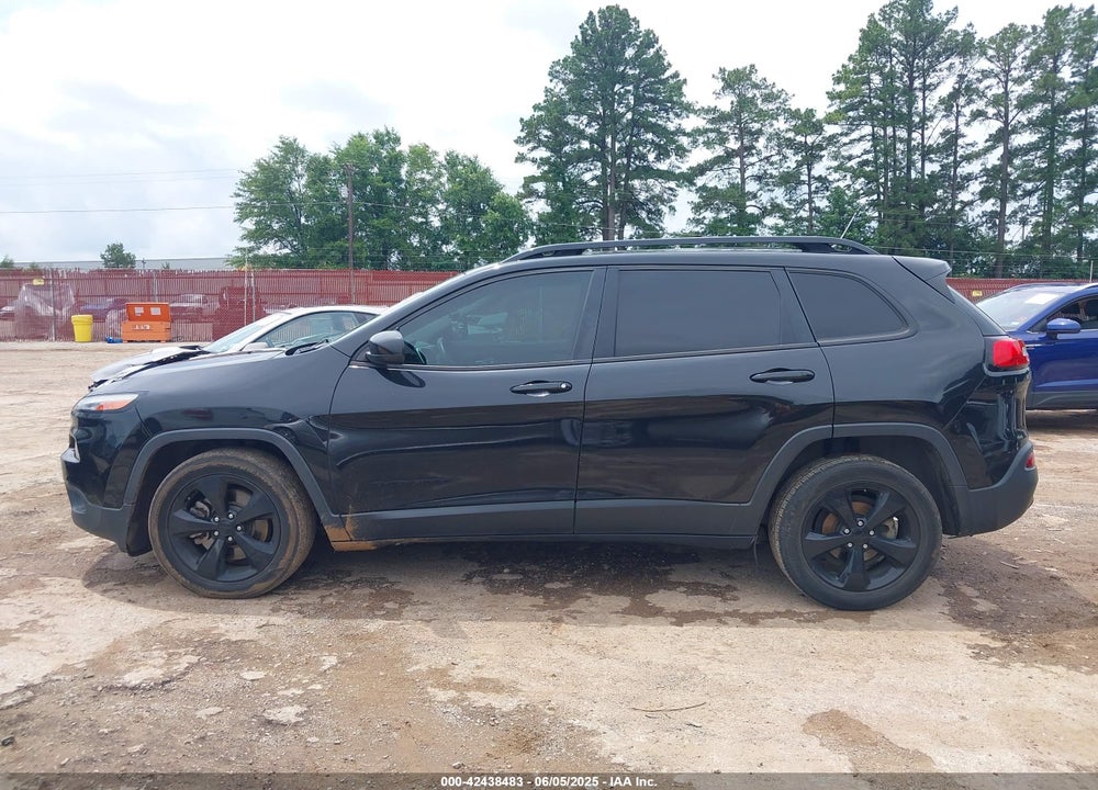 2016 JEEP CHEROKEE VIN: 1C4PJLCB3GW221996