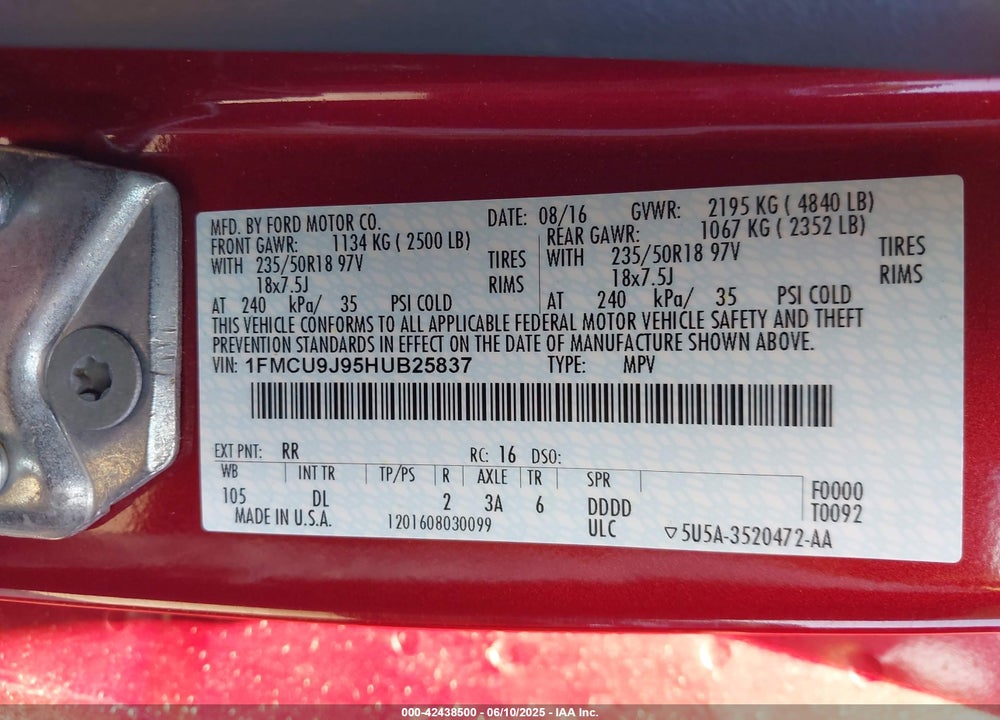 2017 FORD ESCAPE VIN: 1FMCU9J95HUB25837