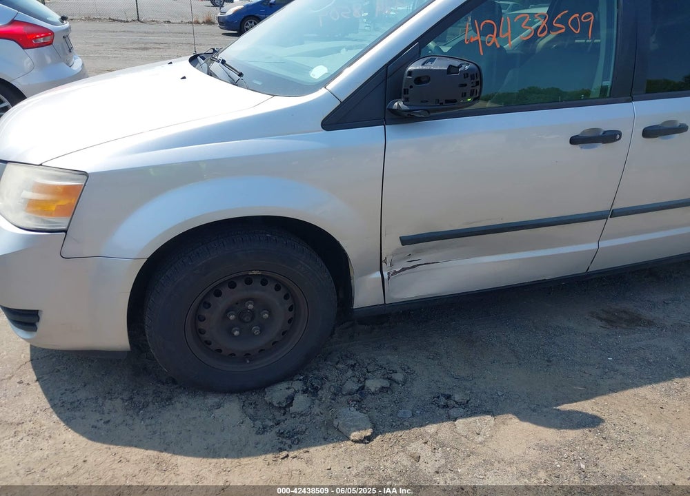 2008 DODGE GRAND CARAVAN SE VIN: 2D8HN44H78R751370