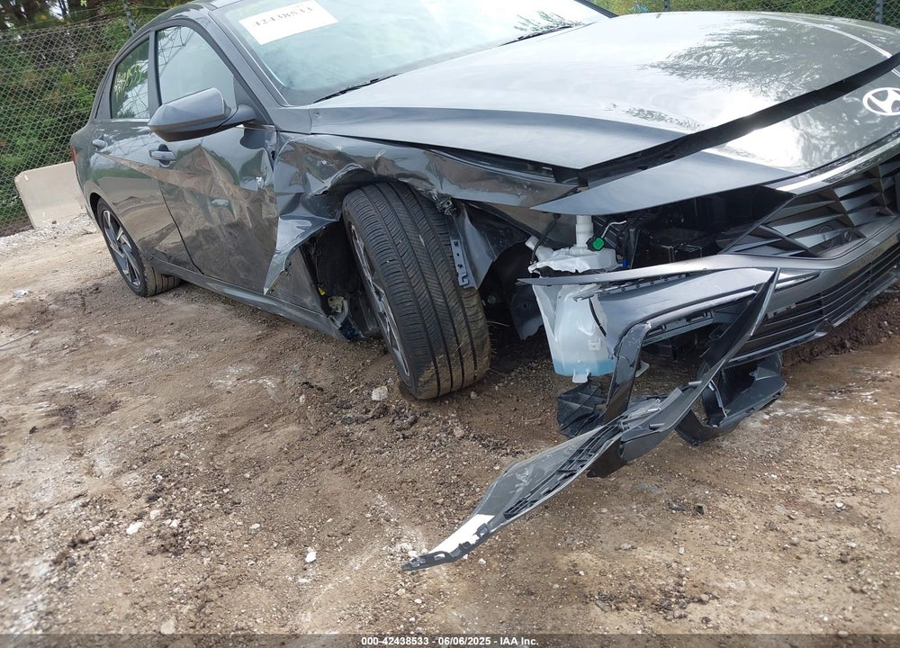 2025 HYUNDAI ELANTRA VIN: KMHLS4DG9SU951455