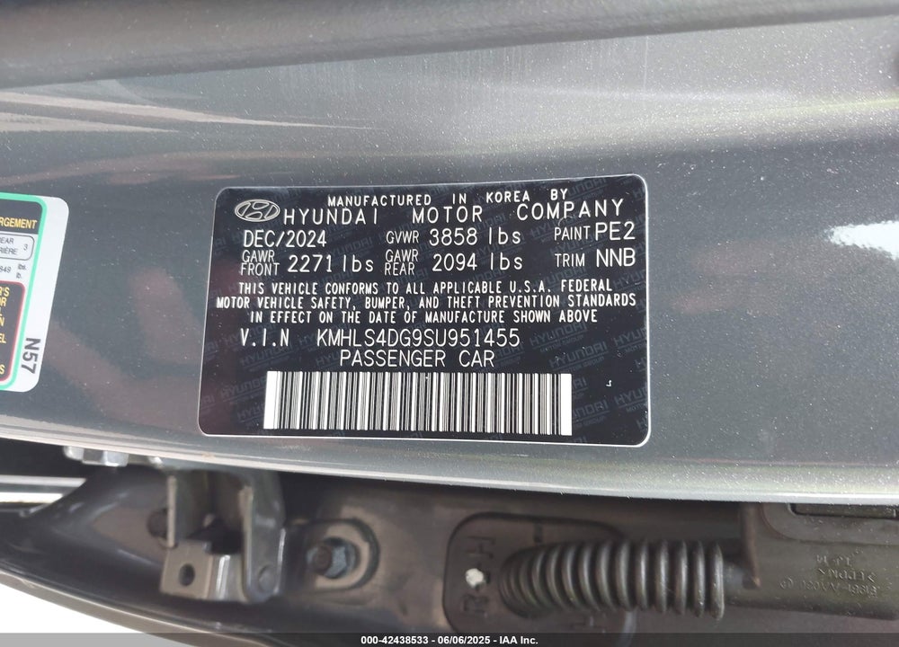 2025 HYUNDAI ELANTRA VIN: KMHLS4DG9SU951455