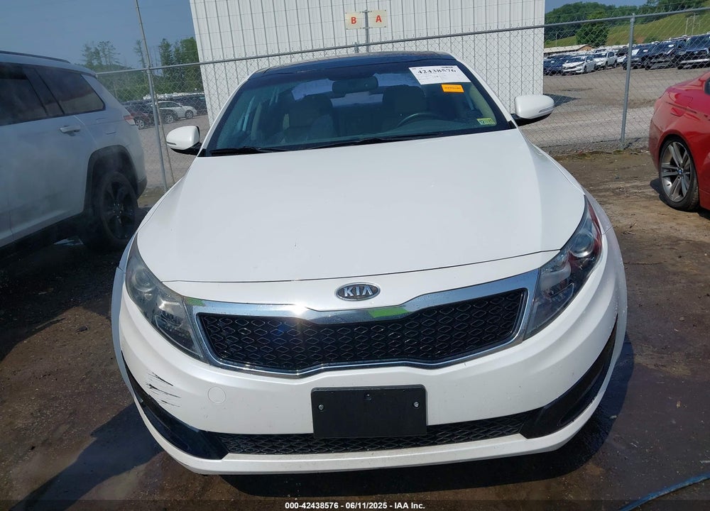 2011 KIA OPTIMA EX VIN: KNAGN4A78B5059688