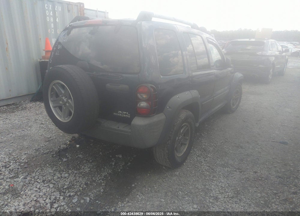 2006 JEEP LIBERTY VIN: 1J4GK38K06W133485