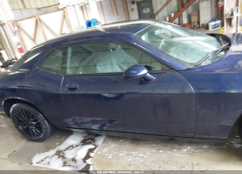 2014 DODGE CHALLENGER SXT VIN: 2C3CDYAG7EH302503