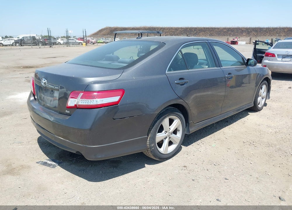 2011 TOYOTA CAMRY SE VIN: 4T1BF3EK3BU610369