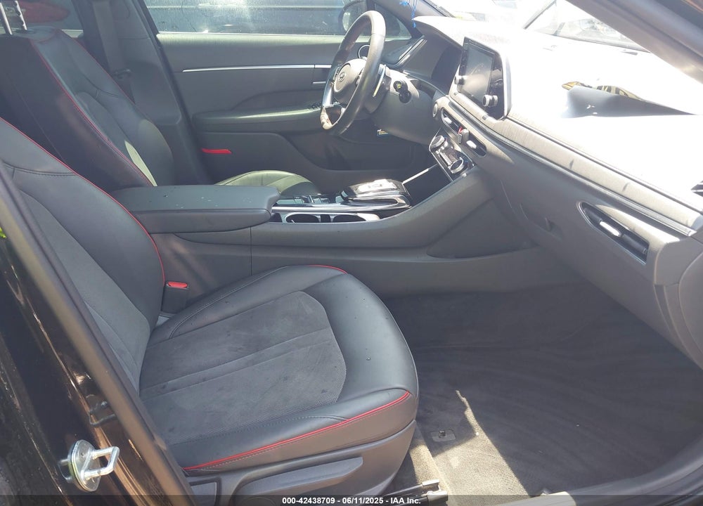 2020 HYUNDAI SONATA VIN: 5NPEJ4J27LH041775