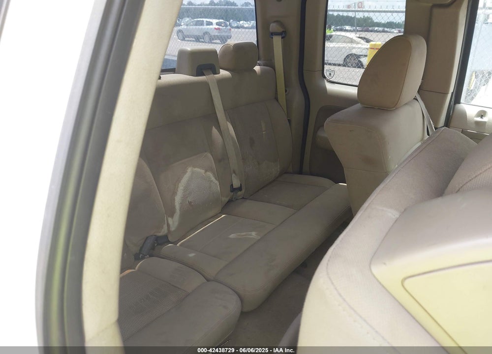 2006 FORD F-150 VIN: 1FTPX12V66NA95233