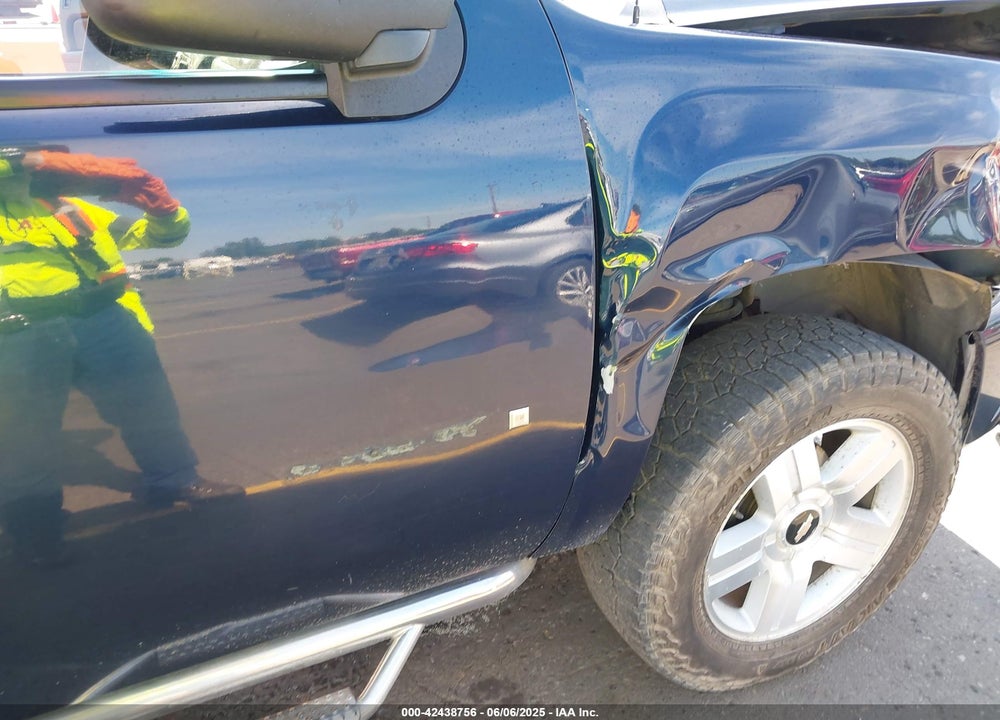 2007 CHEVROLET SILVERADO 1500 LTZ VIN: 2GCEK13Y771501750