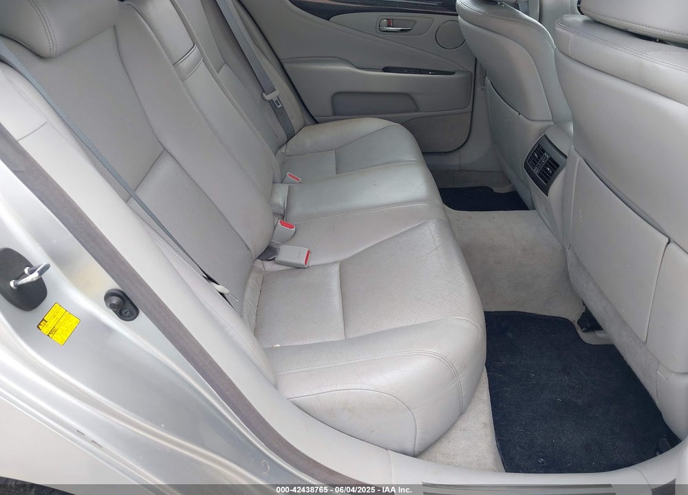 2011 LEXUS LS 460 VIN: JTHCL5EFXB5010523