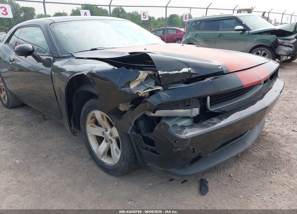 2012 DODGE CHALLENGER SXT VIN: 2C3CDYAG8CH189108
