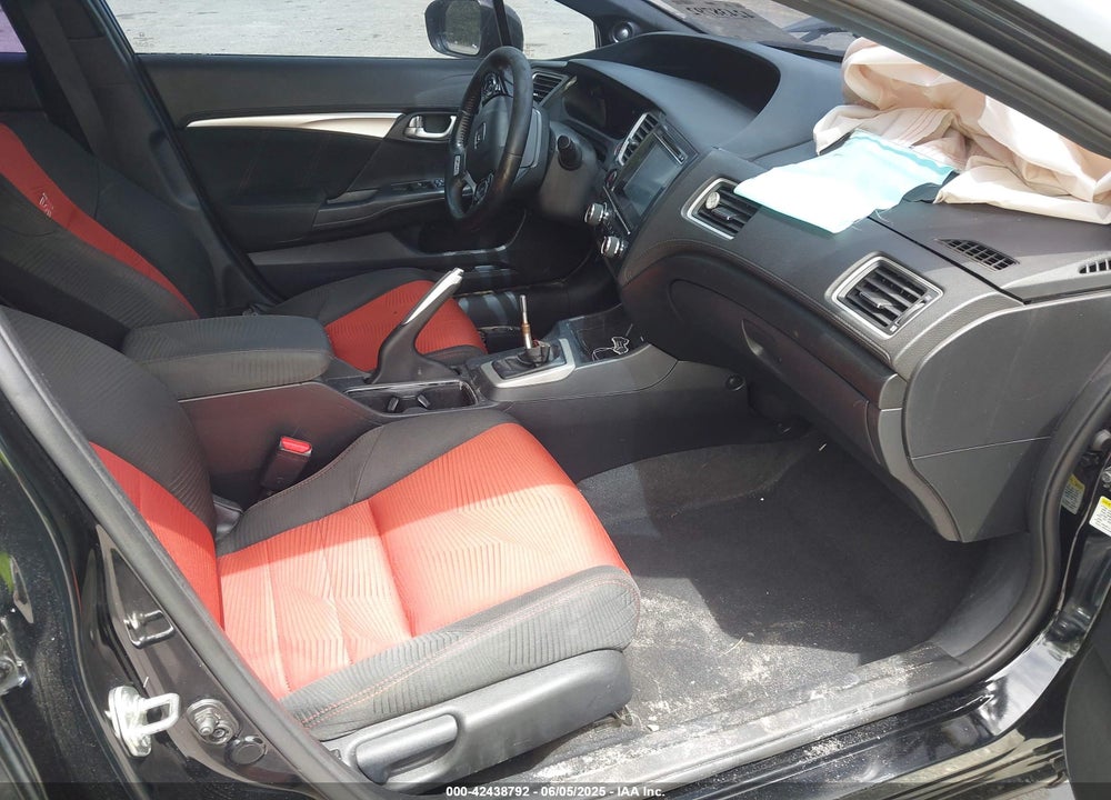 2015 HONDA CIVIC SI VIN: 2HGFB6E52FH708459