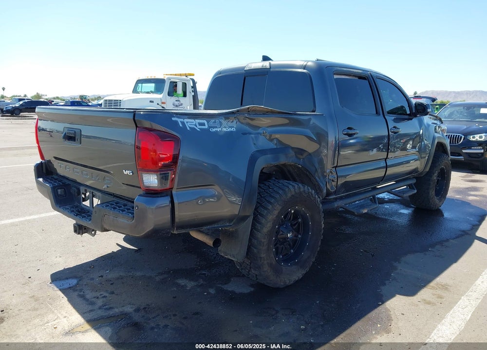 2019 TOYOTA TACOMA VIN: 3TMCZ5AN7KM239216