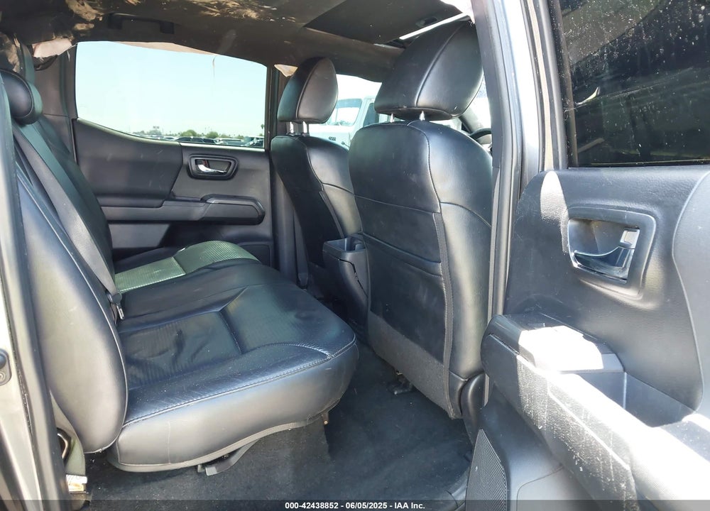 2019 TOYOTA TACOMA VIN: 3TMCZ5AN7KM239216