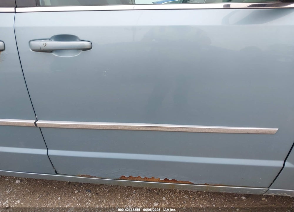 2010 CHRYSLER TOWN & COUNTRY TOURING VIN: 2A4RR5D17AR304506