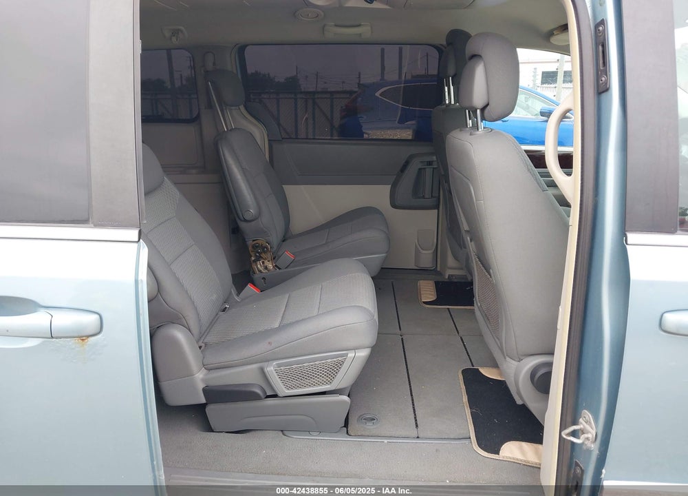 2010 CHRYSLER TOWN & COUNTRY TOURING VIN: 2A4RR5D17AR304506