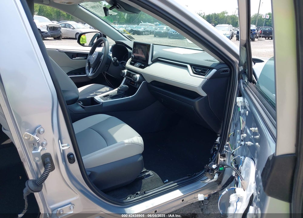 2024 TOYOTA RAV4 VIN: 2T3A1RFV6RC462114