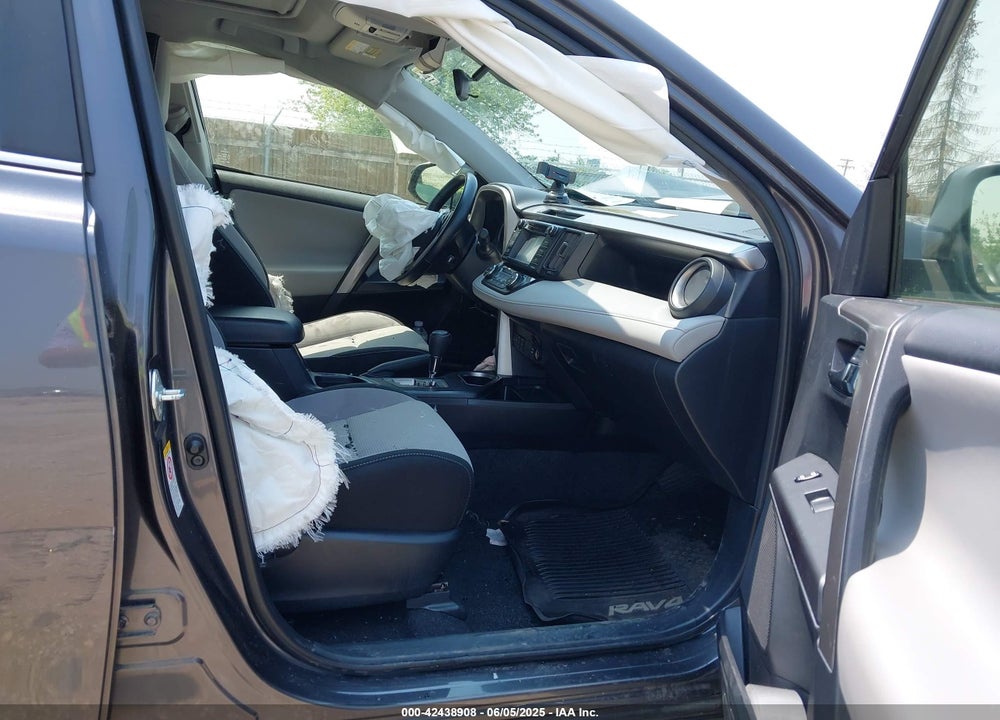 2018 TOYOTA RAV4 VIN: JTMRFREV6JJ232371