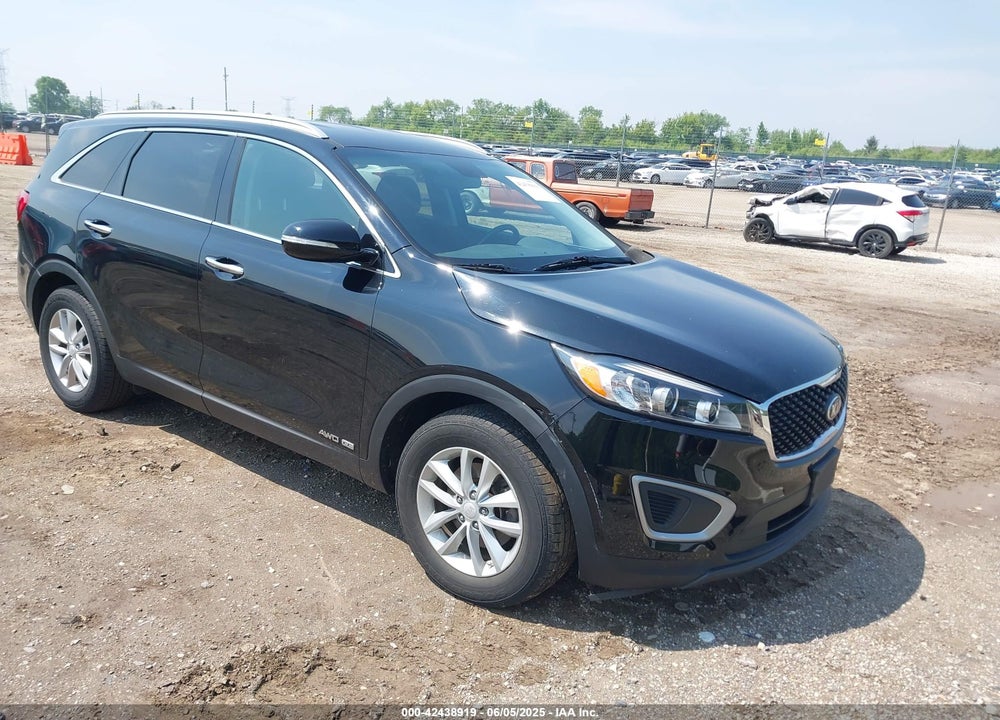 2016 KIA SORENTO 3.3L LX VIN: 5XYPGDA54GG155909