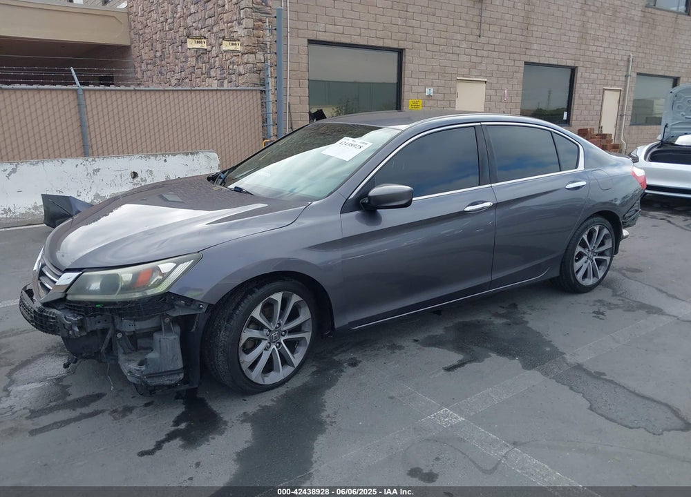2015 HONDA ACCORD SPORT VIN: 1HGCR2F57FA033132