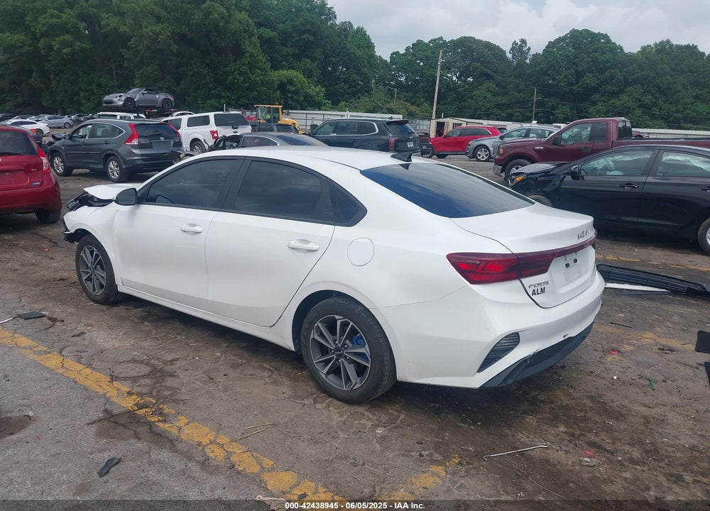 2023 KIA FORTE VIN: 3KPF24AD8PE659281